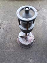 Old fashioned wheel balancer 1