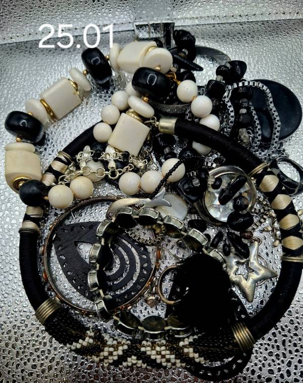 Random Jewellery Bundle | Vintage, Pre-Loved & New Jewellery | Handpicked Mixed Lot | Ready to Wear | Unique Gift