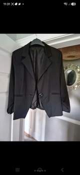 Black Italian blazer size XL 4
