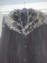 Essence Black Faux Fur Trim winter coat size 26/28 6