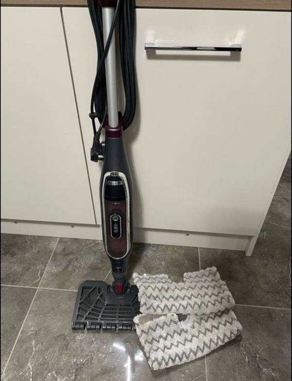 Shark klik & Flip steam mop
