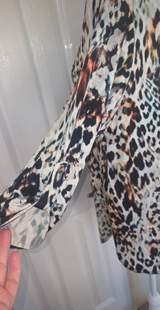 Wallis Petite Animal Print Long Sleeve Tunic Top – Size L 4