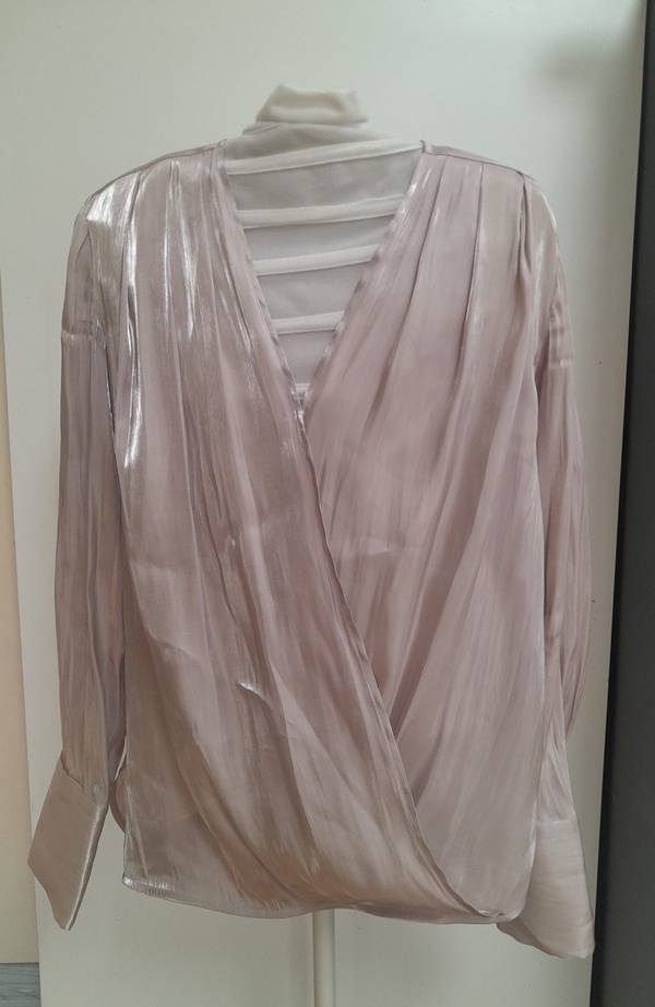 Ladies Nordstrom blouse