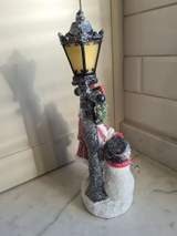 Santa & Snowman with Lighting Street Lamp 5