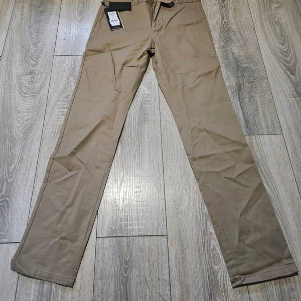 (0097)Selected Homme Men's Beige Slim-Fit Chino Trousers – W30 L34