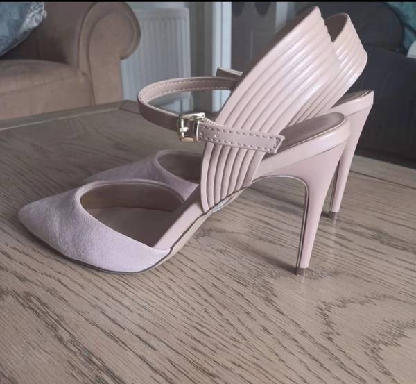 New Look Shoes